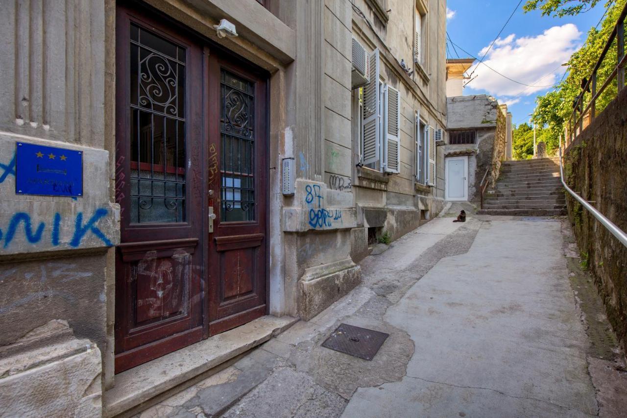 Studio Apartments Fran'S Rijeka Exterior photo