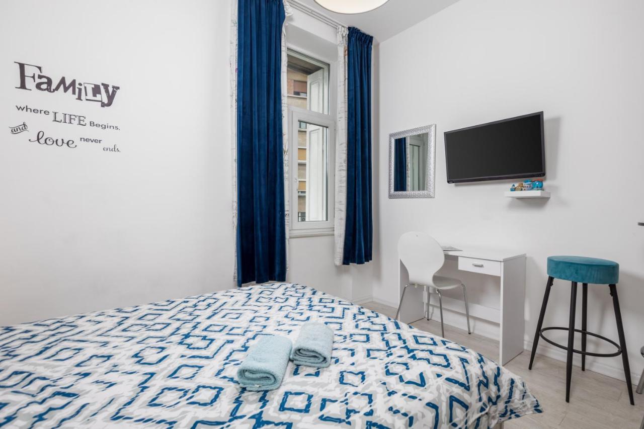 Studio Apartments Fran'S Rijeka Exterior photo